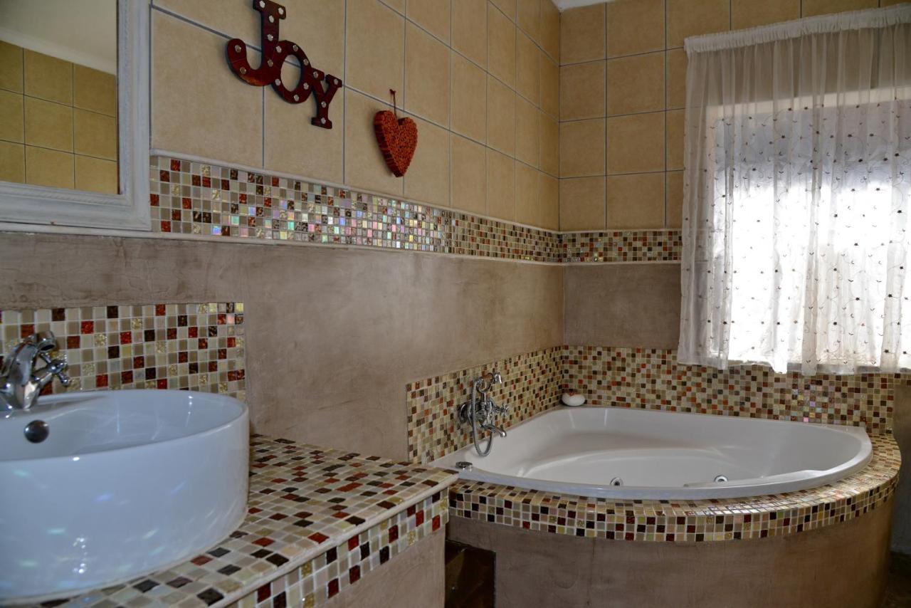 Annie'S Boutique Guesthouse And Garden Spa Hartbeespoort Dış mekan fotoğraf