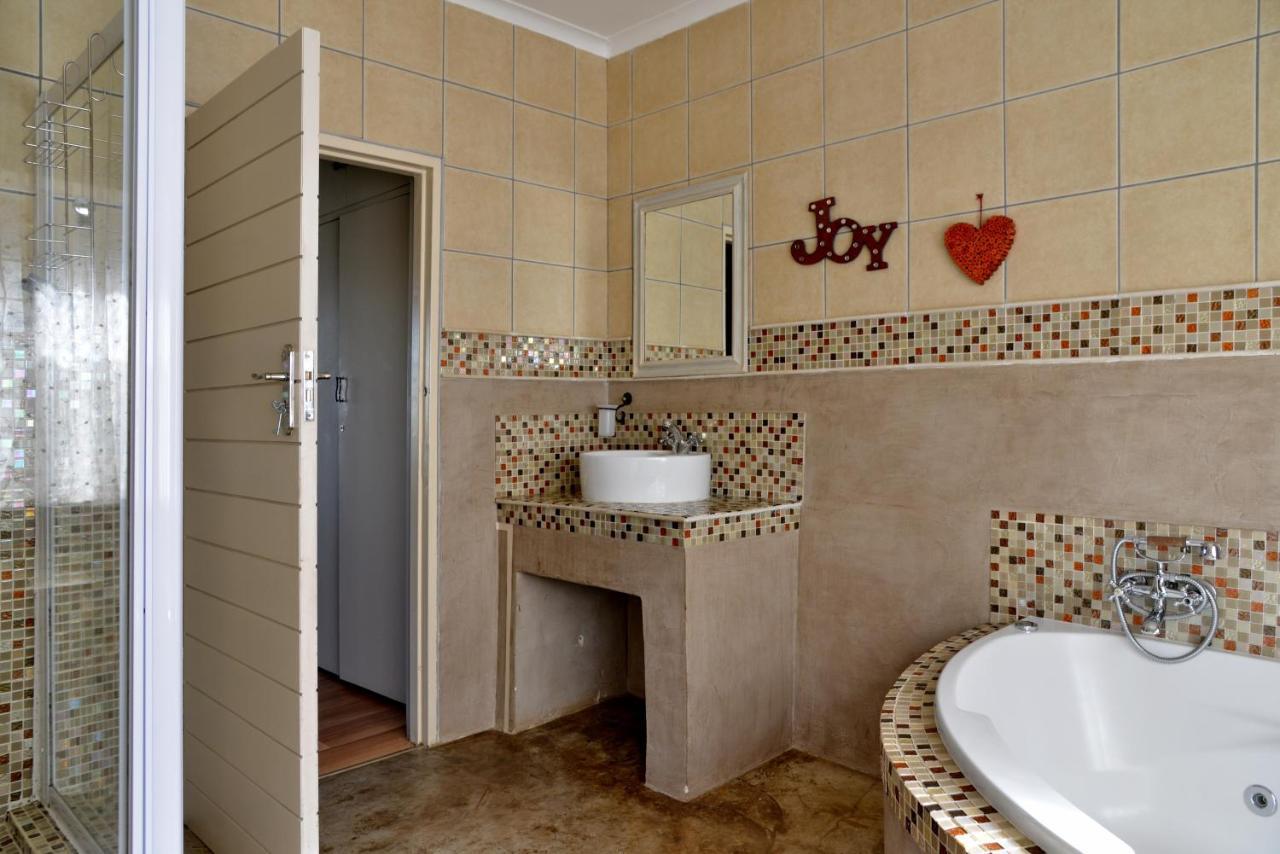 Annie'S Boutique Guesthouse And Garden Spa Hartbeespoort Dış mekan fotoğraf